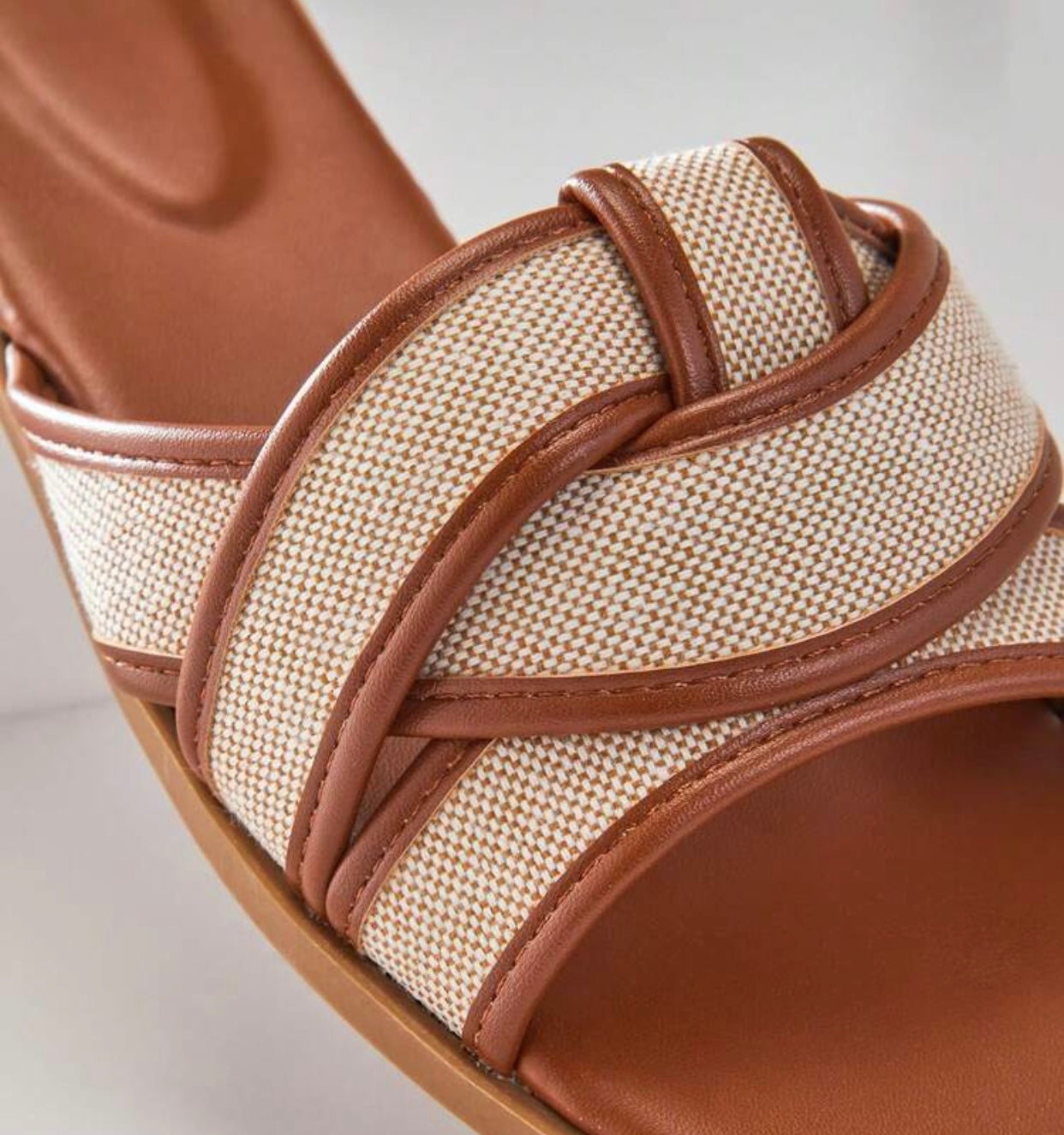 Sandales de Plage Élégance – Collection Été